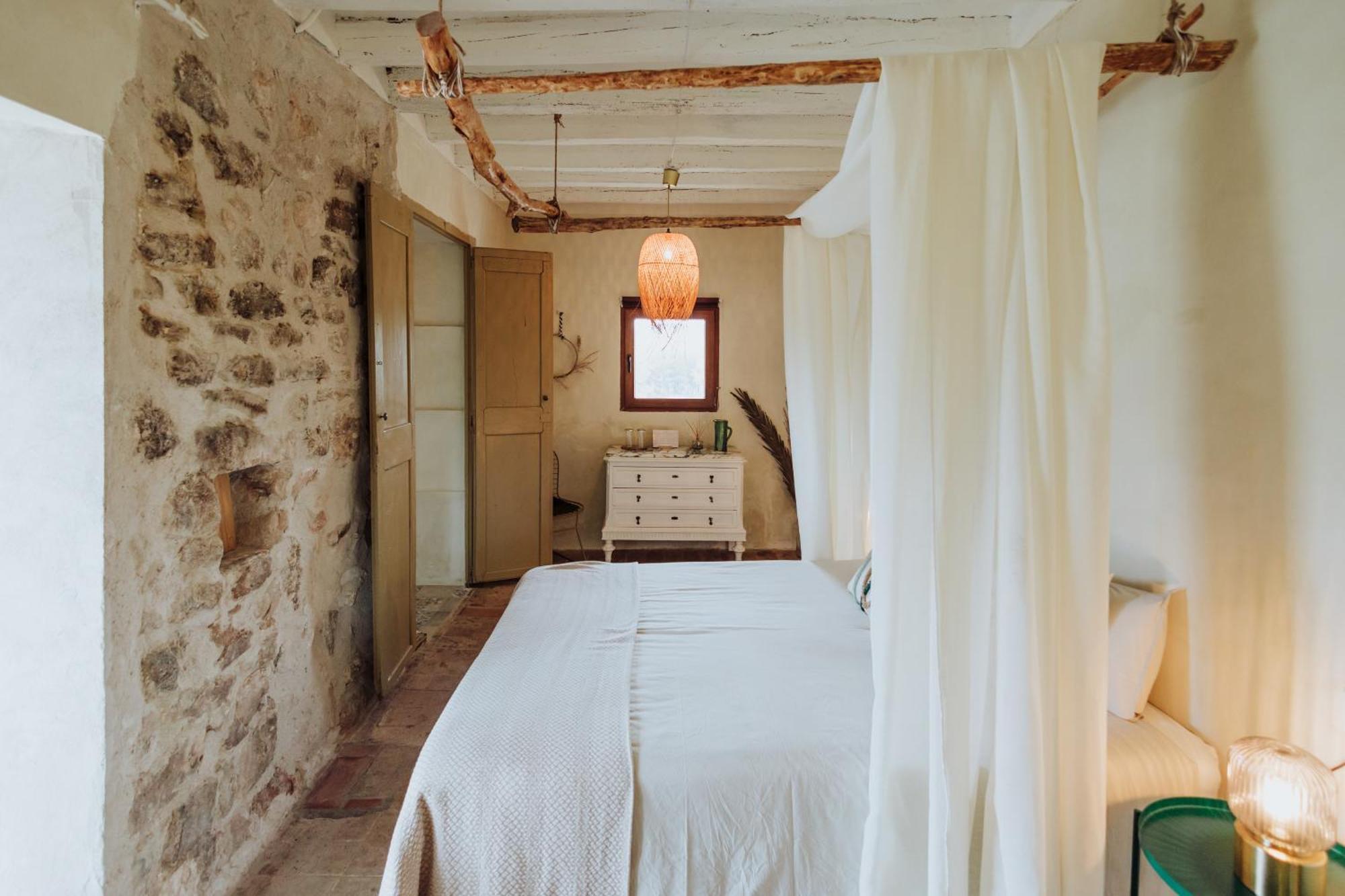 Masia Aubareda * San Martín de Tous